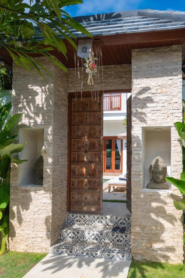 Puspa Ayu Villas & Apartments Kuta Lombok Eksteriør billede